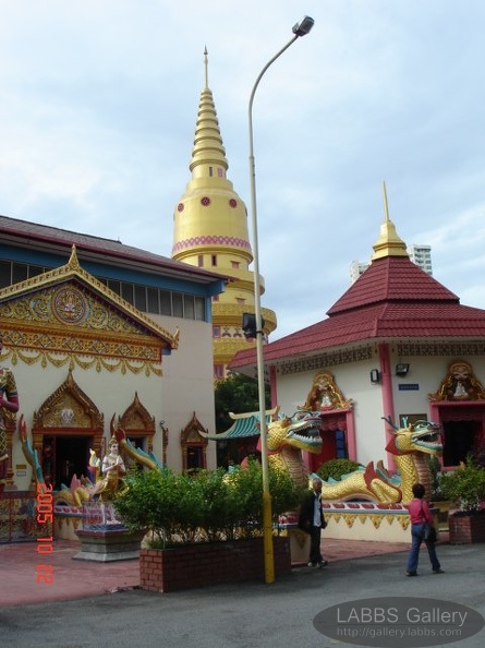 DSC01334 Thai Temple entrance gate